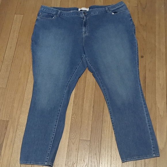 Fashion Bug Jeans Fashion Bug Skinny Jeans 28w R Soft Poshmark